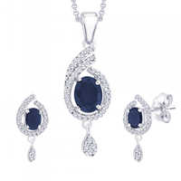 Gemstone pendant sets