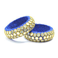 शीशे का काम चूड़ियाँ