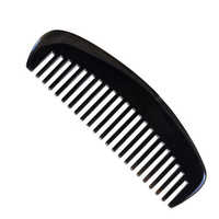 Plastic hair comb