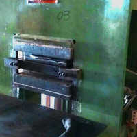 Tread rubber machine