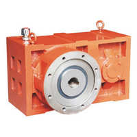 Extruder gearboxes