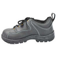 Leather safety shoes