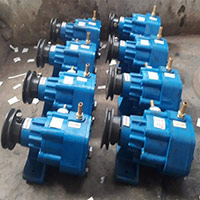 Milking machine vacuum pump