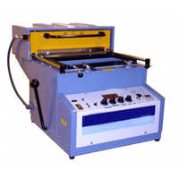 Vacuum Forming Machine