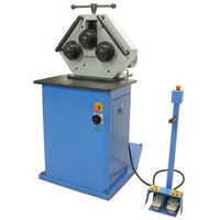 Profile bending machine