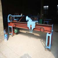 Bamboo splitting machine