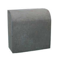 Concrete kerb stone