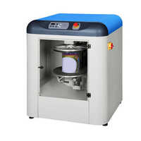 Automatic paint mixer