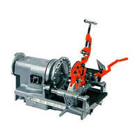 Pipe threading tools