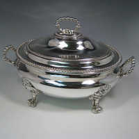 Soup tureen