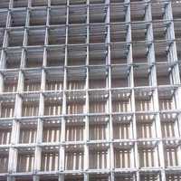 Welded wire mesh panel