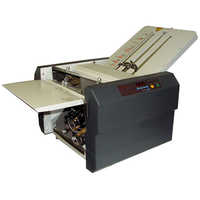Paper folding machine