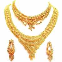 Traditional Gold Necklace Set