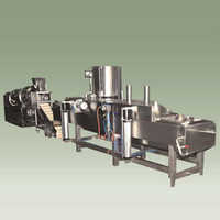 Continuous extrusion machine