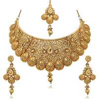 Gold plated necklace set
