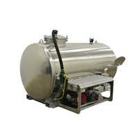 Vacuum tank