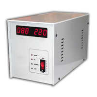 Manual voltage stabilizer