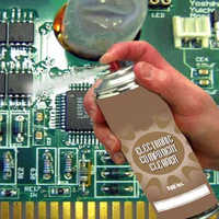 Electronic component cleaner
