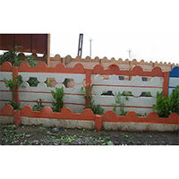 Precast concrete fence