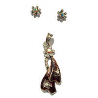 Imitation pendants
