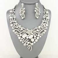 स्फटिक हार सेट