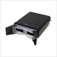 Dual iris scanner