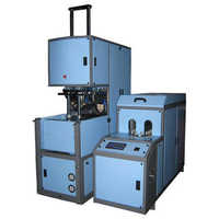 Plastic bottle making machine