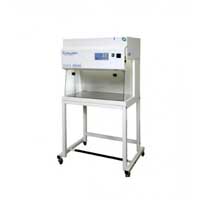 Laminar flow hood
