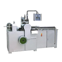 Flat lollipop machine