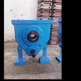 10 Hp Hold Back Smsr Gear Box, Material: Cast Iron