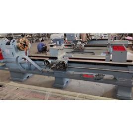 12 Feet Lathe Machine 2, Max Spindle Speed: 500-1000 rpm