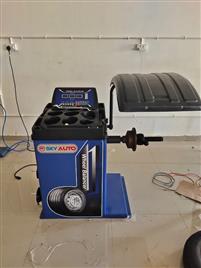 15 10 Digital Car Wheel Balancer Model Namenumber Skyauto 10 24 In Ahmedabad Sky Autotech, Minimum Order Quantity: 1