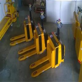 1500 Kg Electric Pallet Truck In Thane Urs Equipment Private Limited