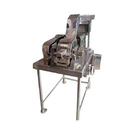 5 Hp Pulverizer Mill Machine In Rangareddy Medrix Enterprises, Phase: Single Phase