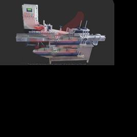 Automatic Labeling Machine For Round Bottles, Type: Round