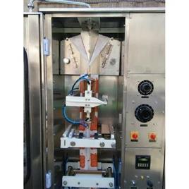 Automatic Milk Pouch Packing Machine 8, Packaging Type: Pouch