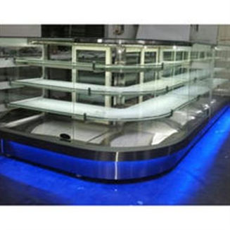 Bakery Display, Material: SS And Glass