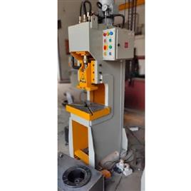 C Frame Hydraulic Press 7, Material: Mild Steel