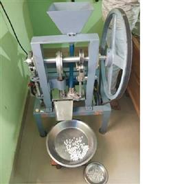 Camphor Tablet Making Machine 17, Usage/Application: TABLET MAKING