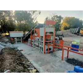 Cement Brick Making Machine 34, Method: Hydraulic Pressure