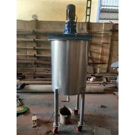 Chemical Mixing Tank With Agitator, Usage/Application: Chemical Mixing