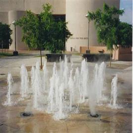 Cluster Jet Fountain In Delhi Rondevouz Water Technologies, Voltage: 220 V