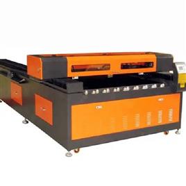 Co2 Laser Cutter Machine, Working Area: 1300x2500mm