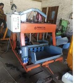 Concrete Solid Block Making Machine 3, Automation Grade: Automatic