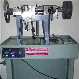 Curb Chain Machine, Type: Semi-Automatic