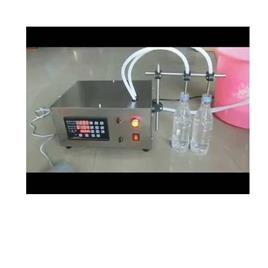 Digital Liquid Filling Machine 7, Capacity: 10 to 12 Bottle Per Minutes