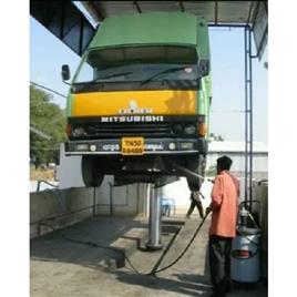 Double Cylinder Hydraulic Washing Lift In Hooghly Ms Marco, Lift: Double Cylinder Hydraulic