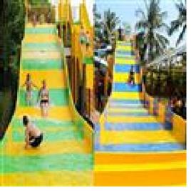 Family Slide, Rider Capacity: 240 to 300/hr