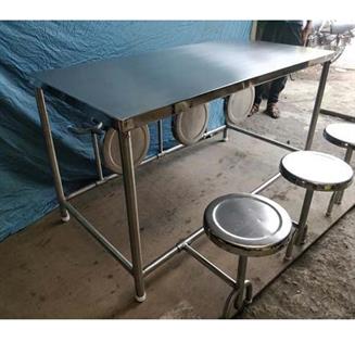 Foldable Canteen Table