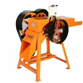 Four Blade Electric Chaff Cutter In Rajkot Hi Make Agro Products, Power: 3.5 Hp